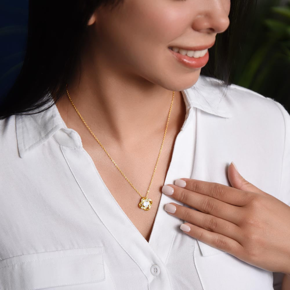 To My Daughter – Lion Heart Necklace Gift from Dad